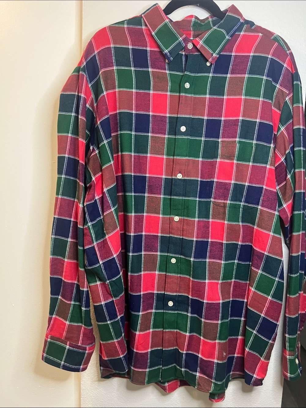 Club Room Red Green Navy Plaid Button-Down Shirt